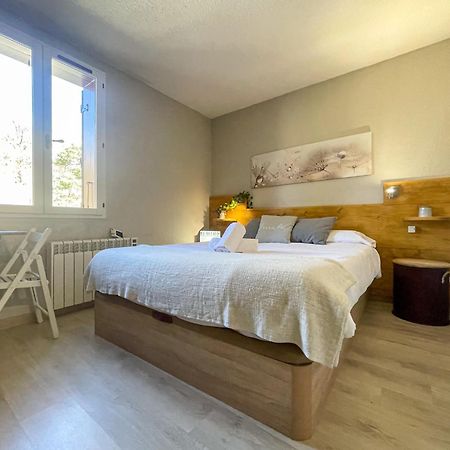 Apartamento Ideal Para Parejas En Enveitg 外观 照片