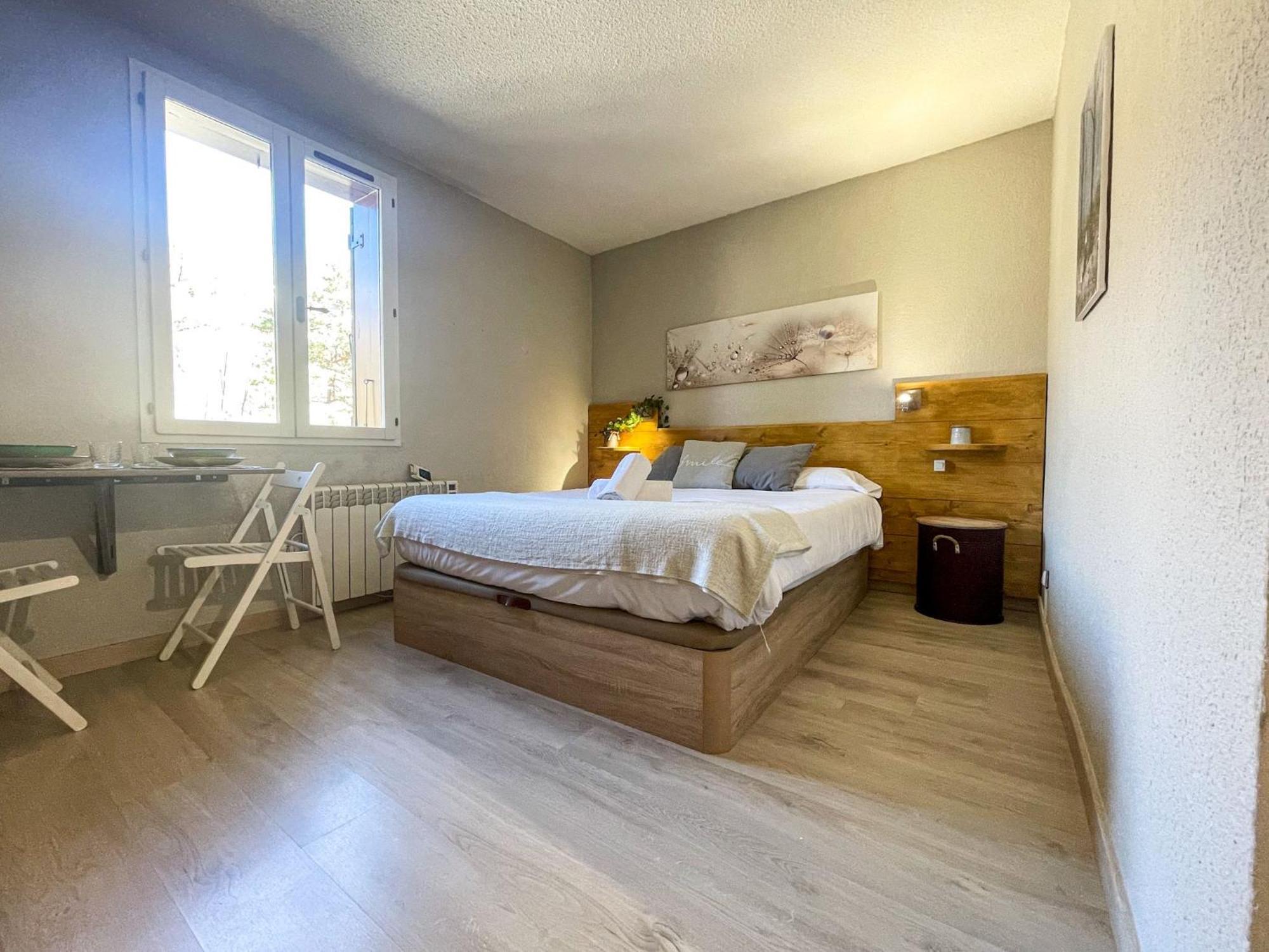 Apartamento Ideal Para Parejas En Enveitg 外观 照片