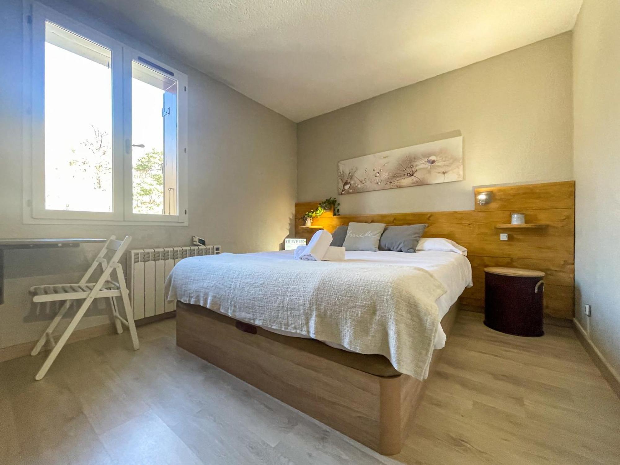 Apartamento Ideal Para Parejas En Enveitg 外观 照片